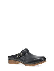 10702020600_DANSKO-1