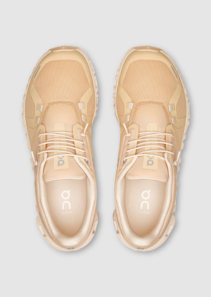 ON Running Cloud 6 Sneaker