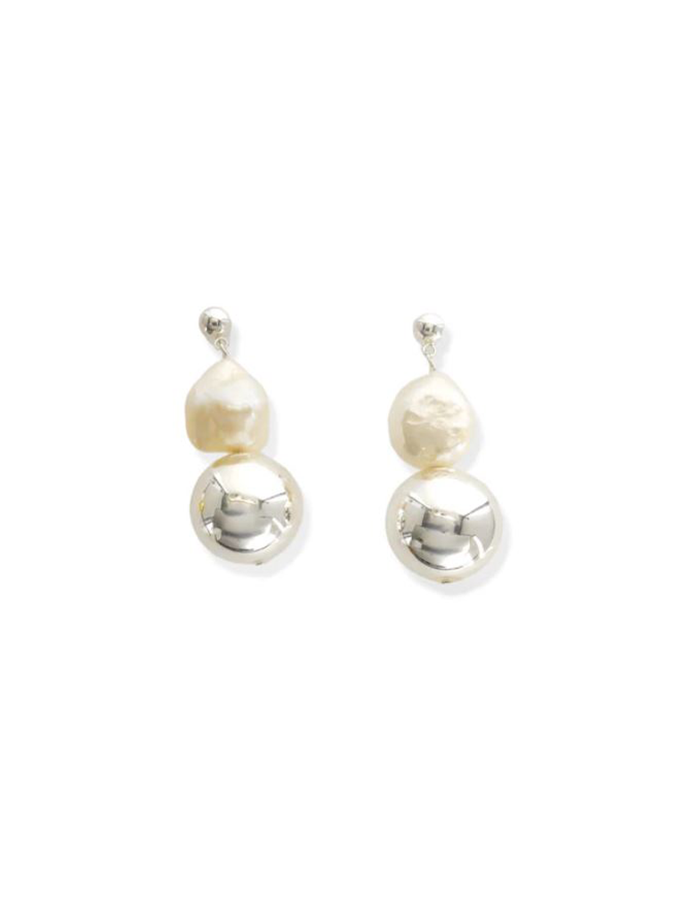 Pearl Hanging Earrings