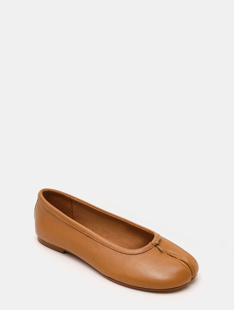 CALI17S1217-TAN_STEVEMADDEN-1
