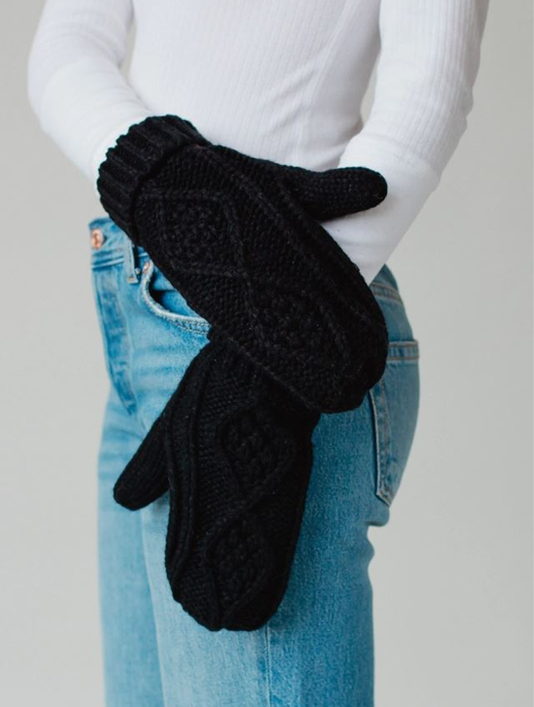 M-389-BLACK_PANACHE-1