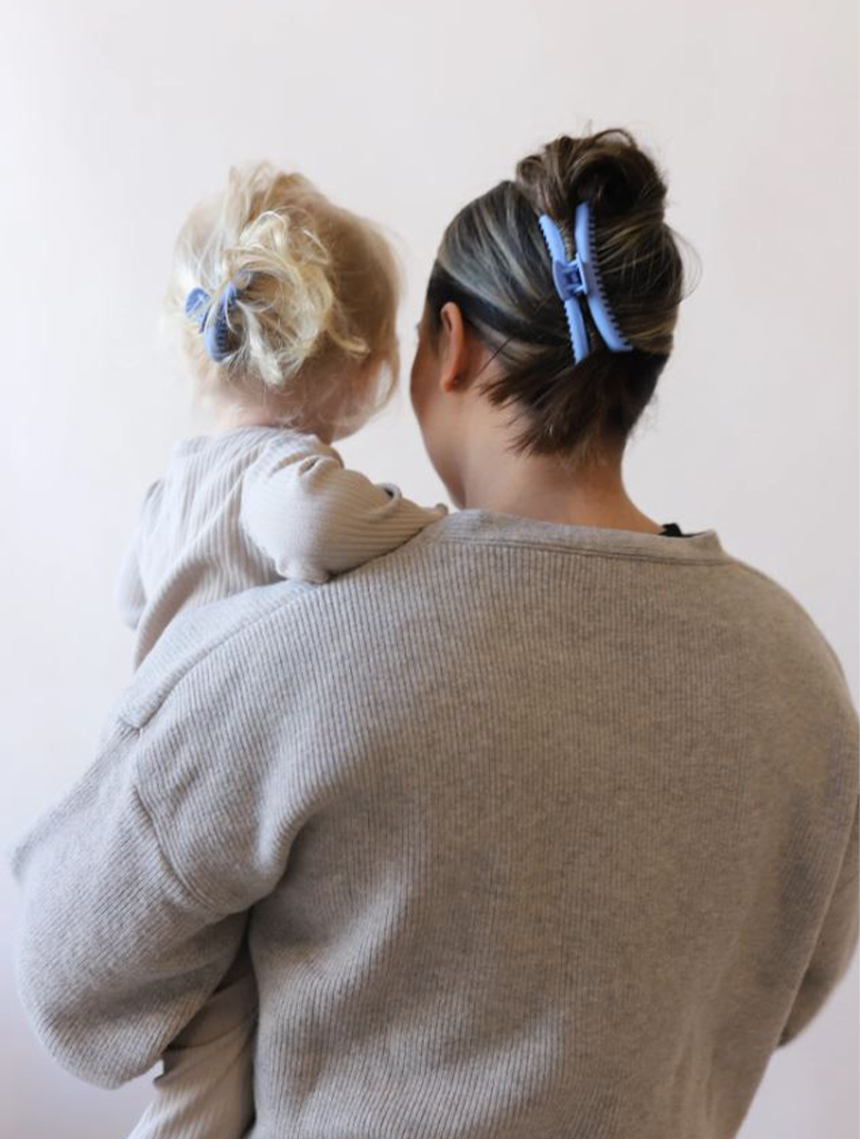 Matte Midi Hold Everything Claw