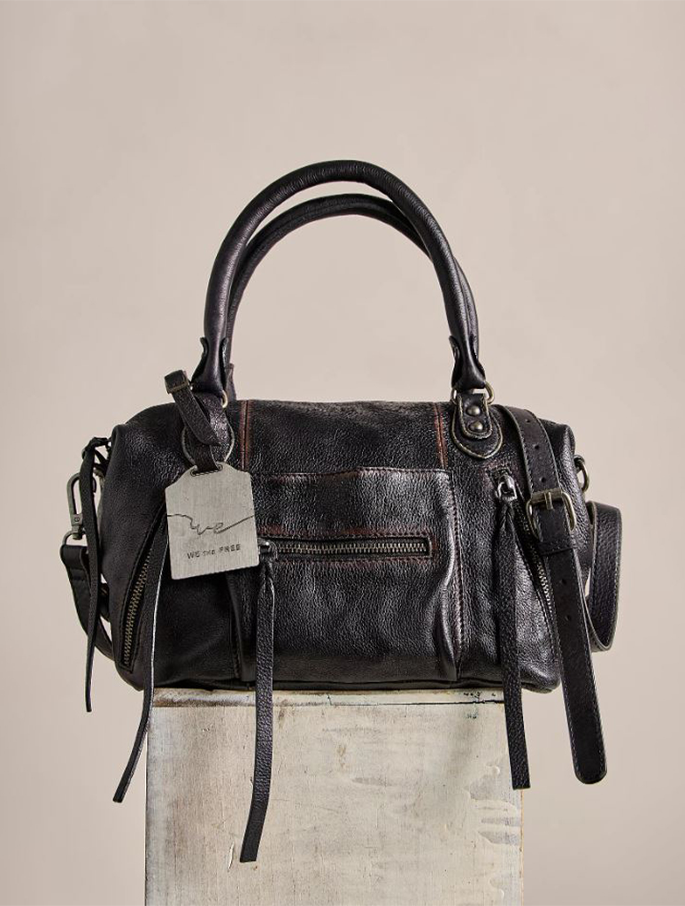 OB22373330-0010_FEREPEOPLE-1