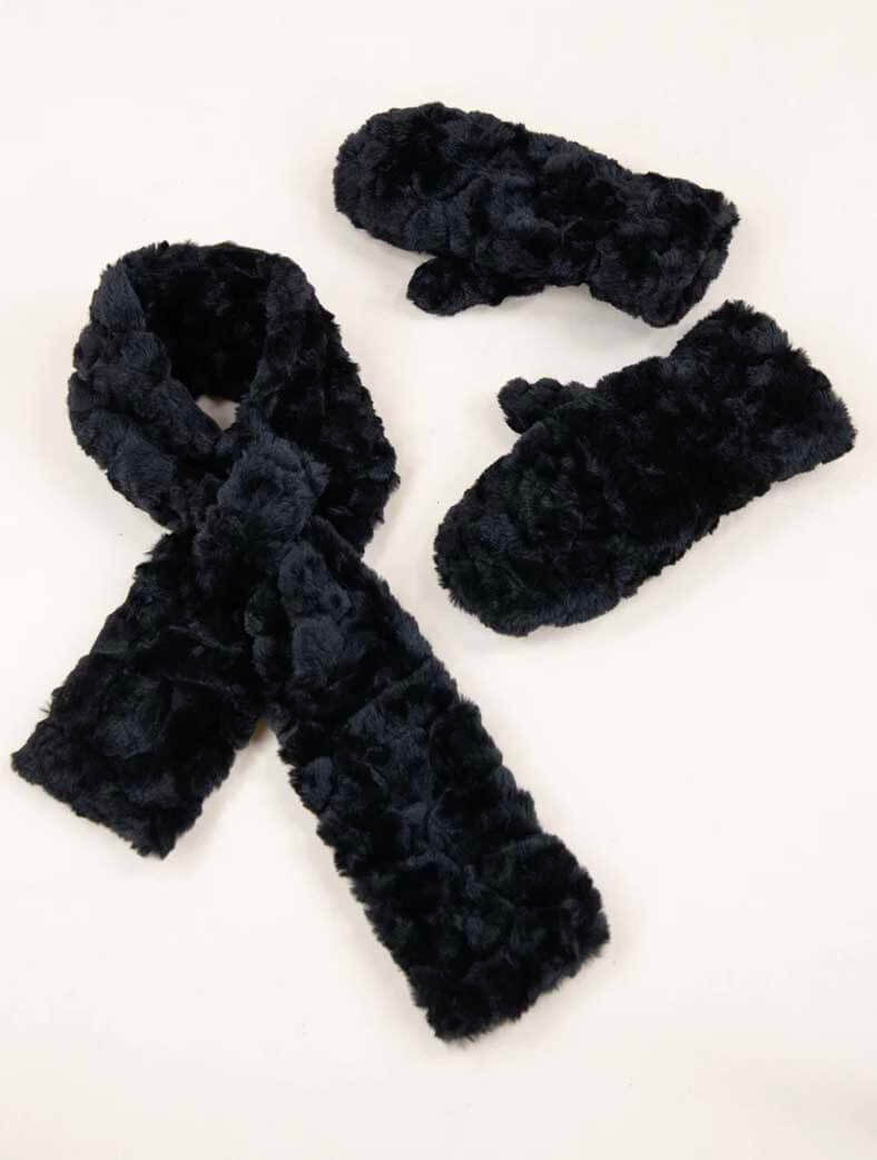 Minky Swirls Faux Fur Mittens