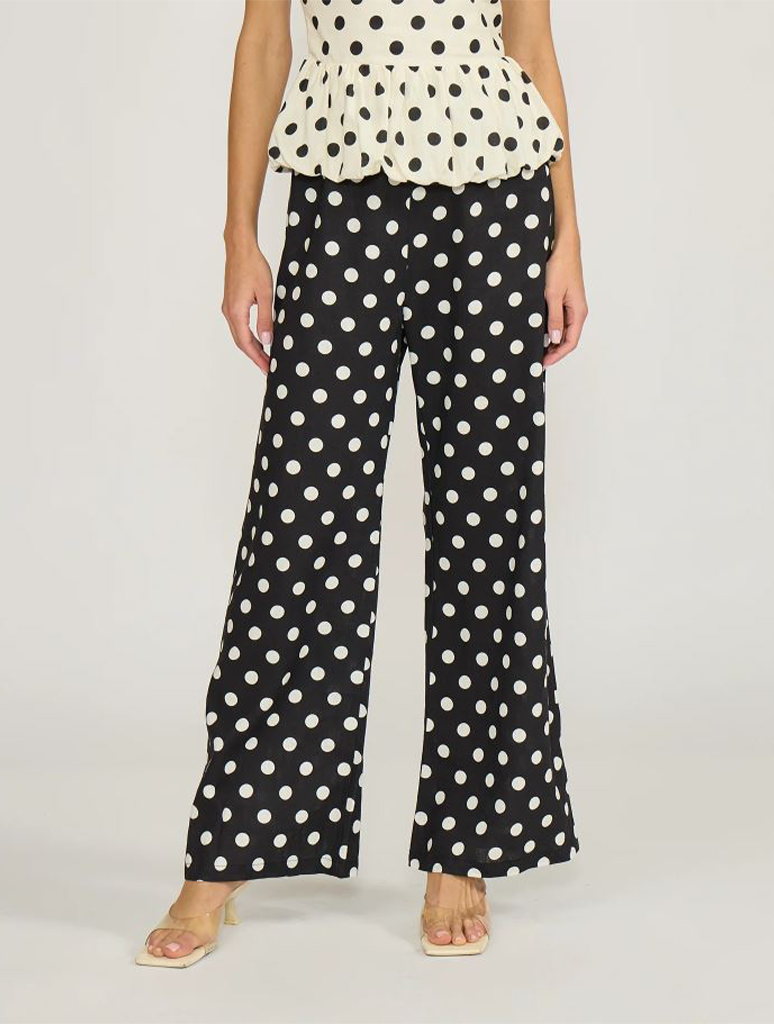 PA4893-BLKWH_LUCYPARIS-1