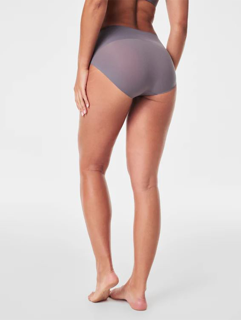 SP0215-MTHGY_SPANX-2