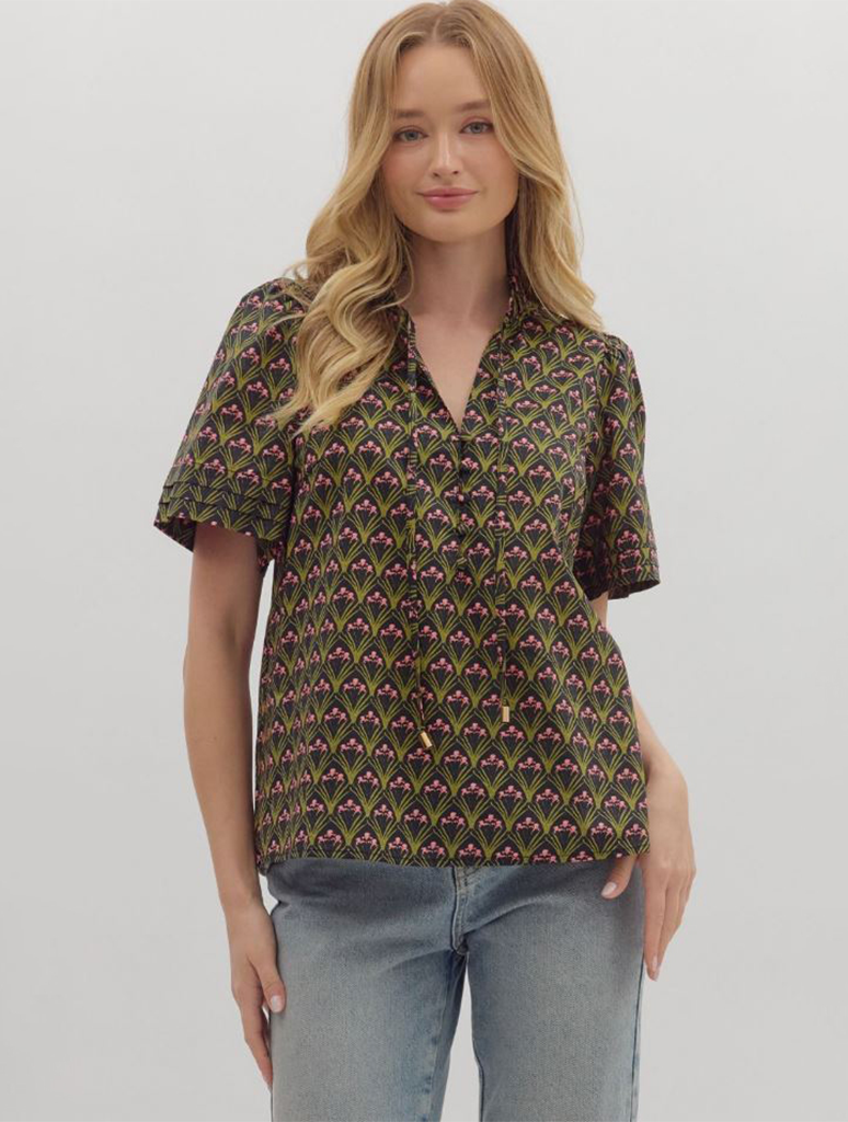Geometric Print Short Sleeve Top