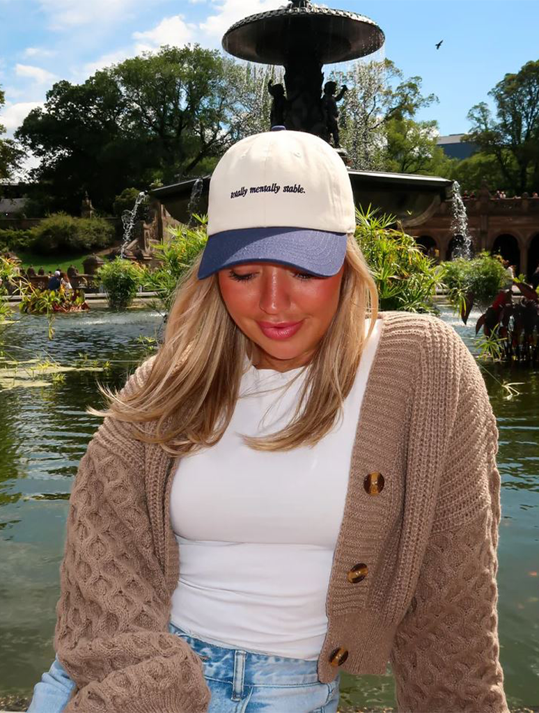 TOTMENTSTB-NAVYNAT_THEHAPPIEST-2