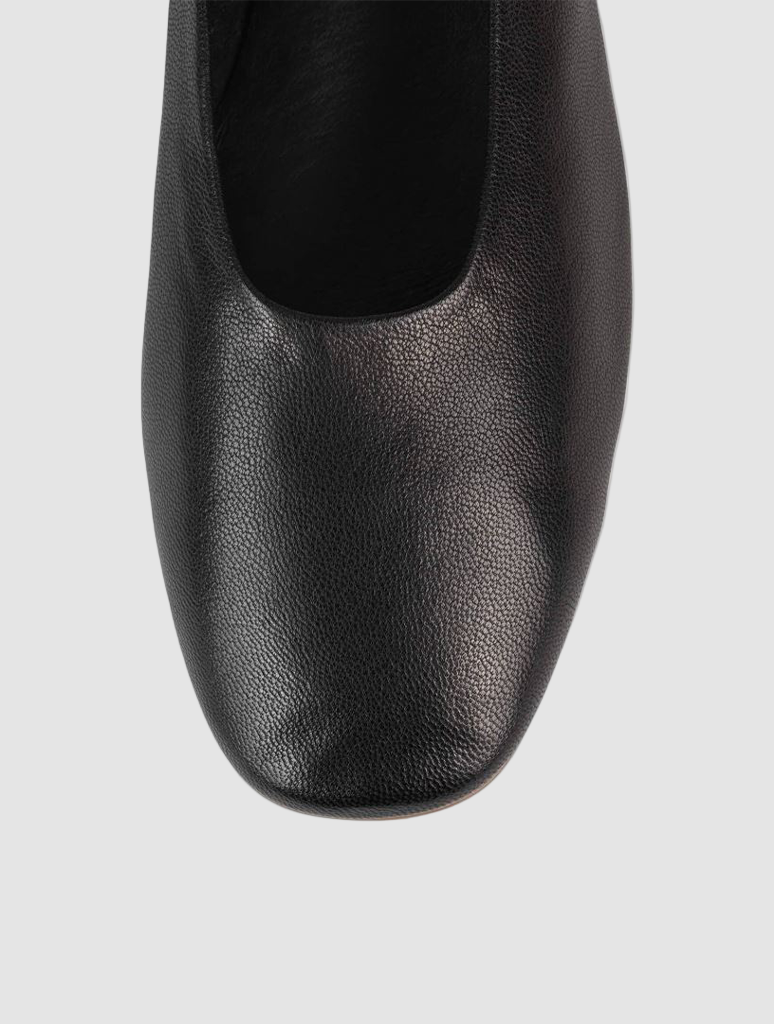 Jeffrey Campbell Trustee Flat