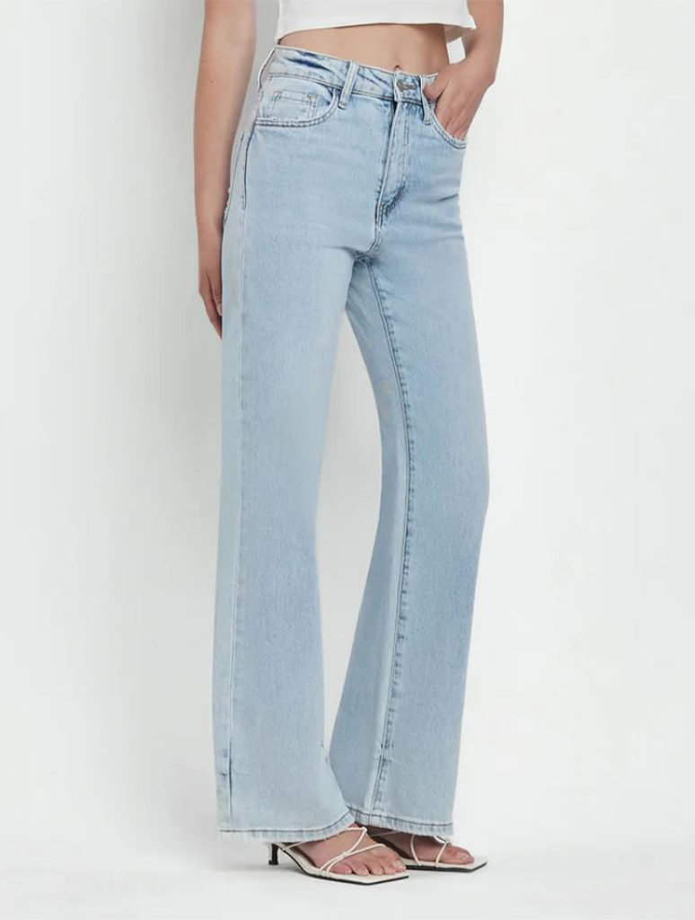 Vervet Leslie Super High Rise 90's Vintage Flare Jeans