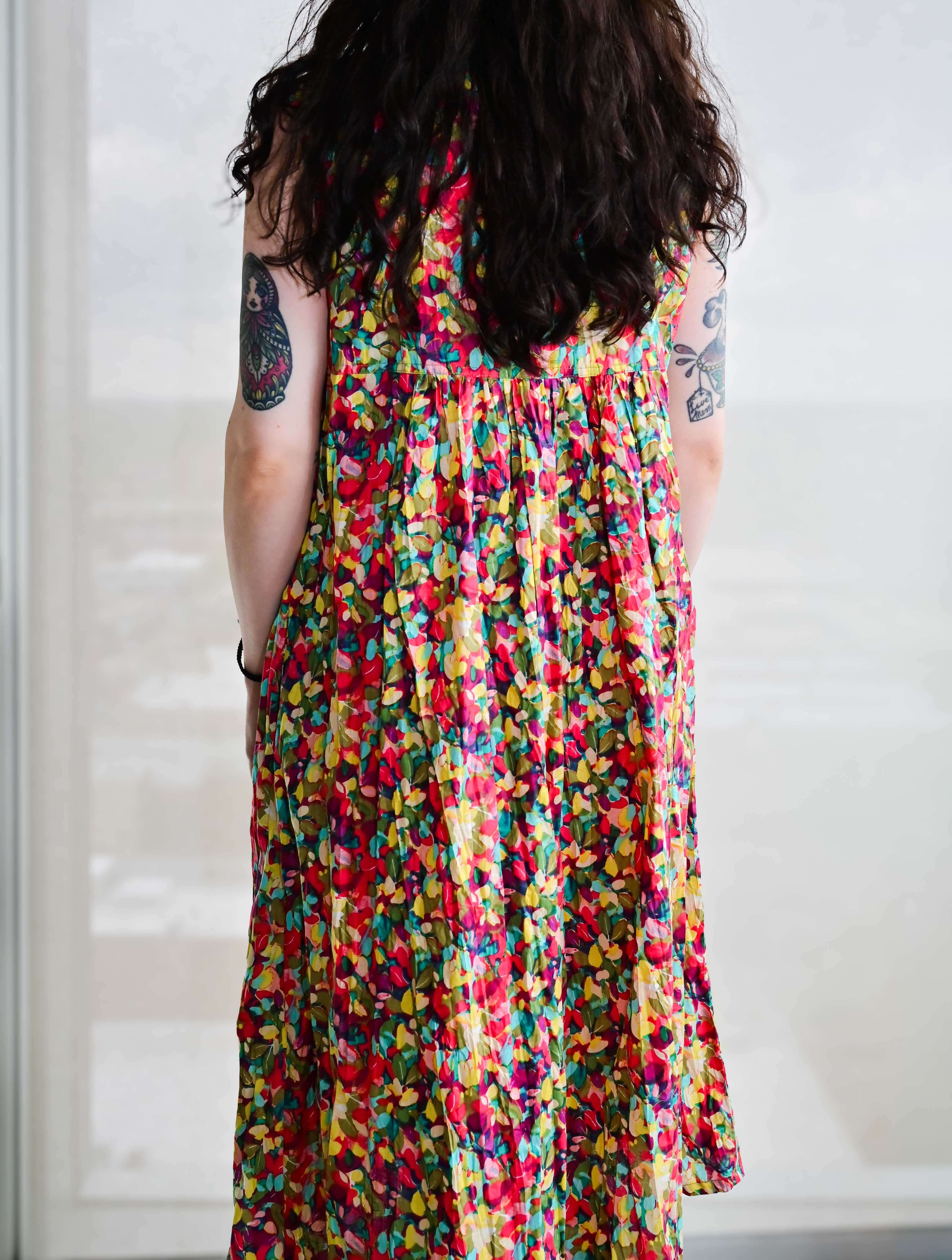 Jerk V-Neck Midi Dress