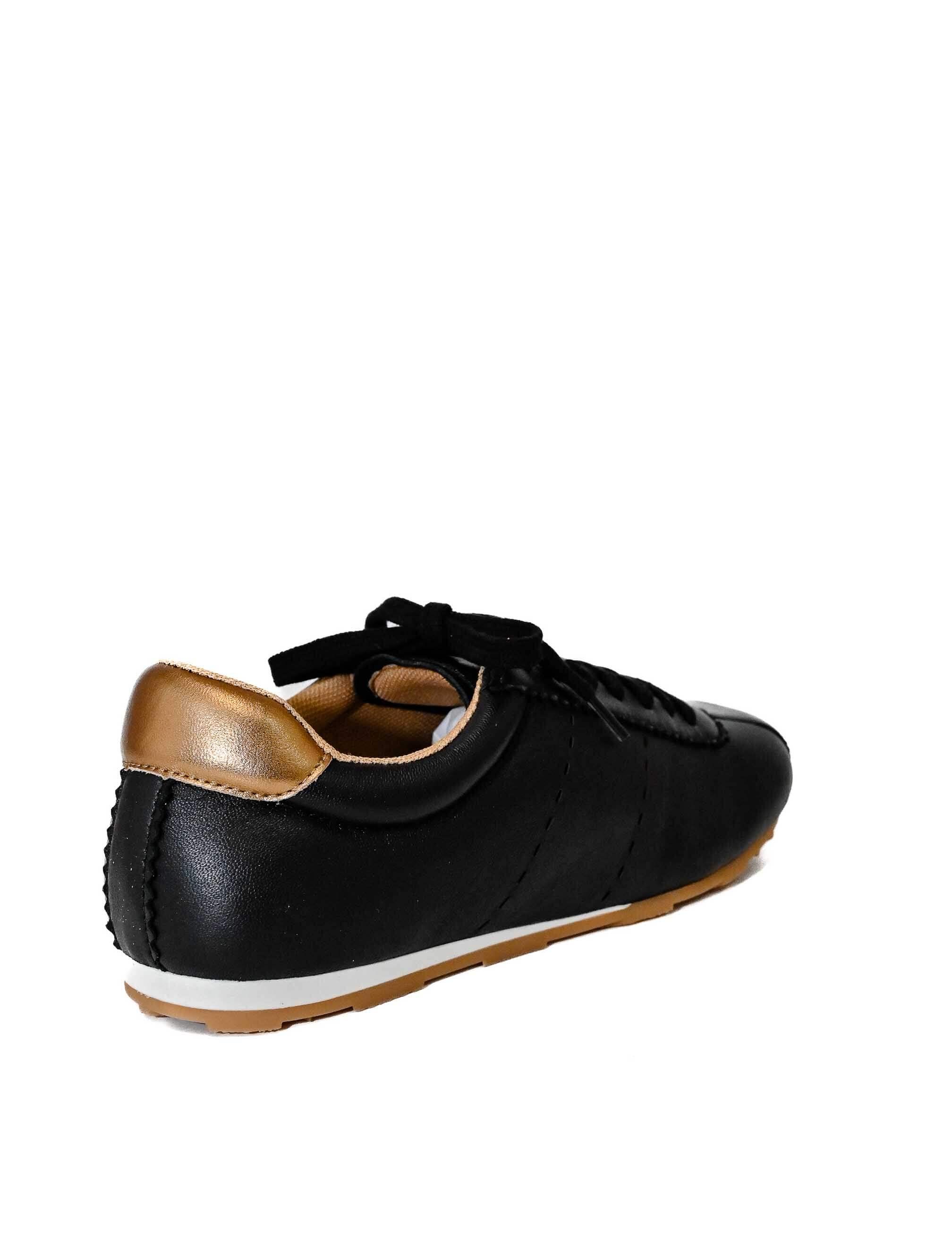 Silent D Trophy Sneaker