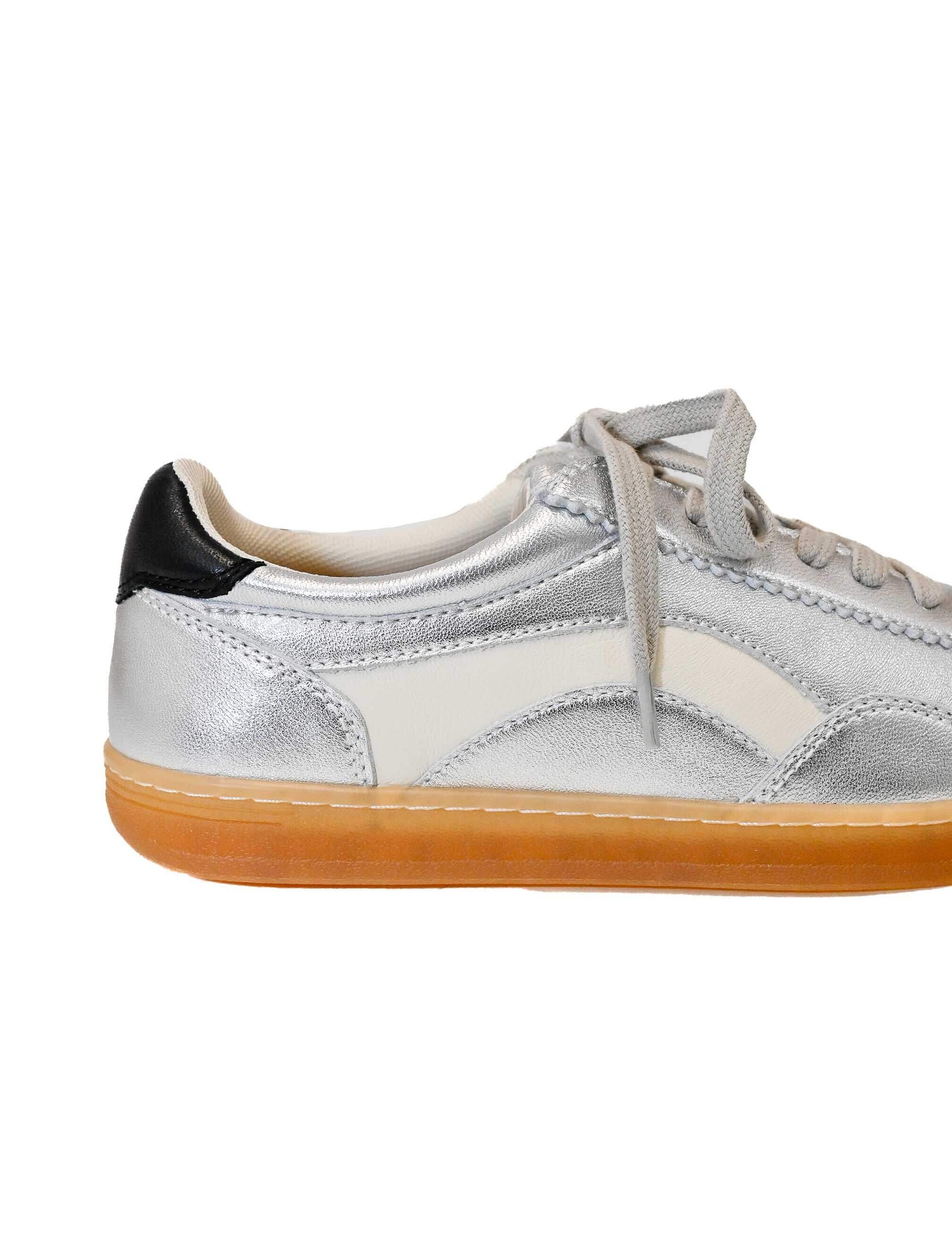 Silent D Mood Sneaker